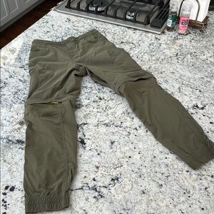 Boys Eddie Bauer Green Pants/Shorts